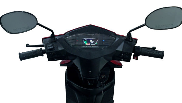 omega-seiki-vextra-electric-scooter-top-things