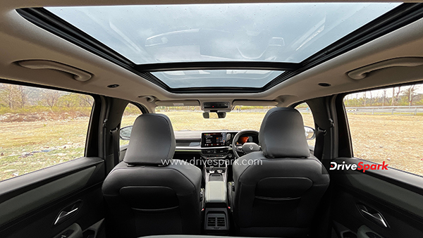 new-renault-duster-review-design-features-engine-mileage-explained