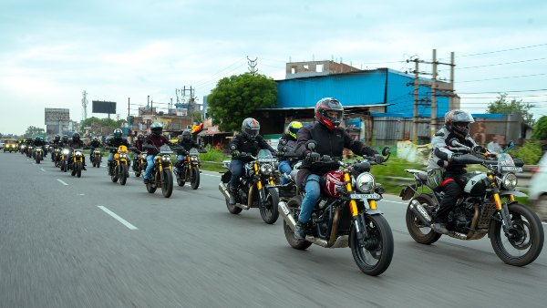 triumph-surpasses-1-lakh-motorcycles-sales-in-india