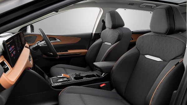 mahindra-launched-exclusive-xev-9e-cineluxe-edition mahindra-launched-exclusive-xev-9e-cineluxe-edition