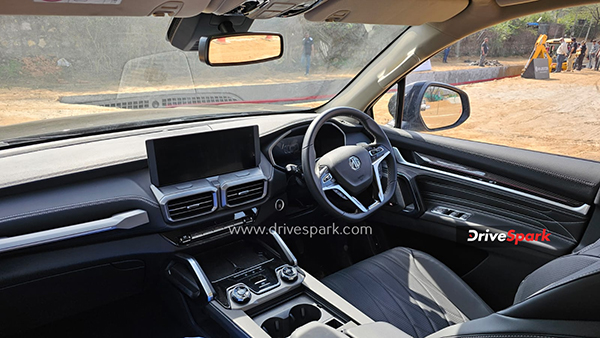 MG Majestor Interior