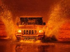  ഉടന്‍ വരുന്നു, ഡബ്ലിയു201 എസ് യു വി