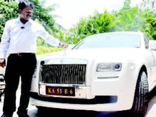 ബാര്‍ബര്‍ ബാബുവിന്‍റെ റോള്‍സ് റോയ്സ്