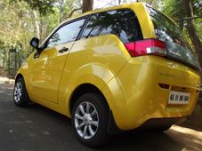 മഹീന്ദ്ര ഇ2ഒ ഒരു ദിവസത്തിന് 800 രൂപ!