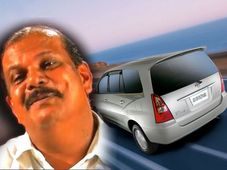 പിസി ജോര്‍ജ് പുതിയ കാര്‍ വാങ്ങുന്നു