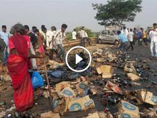 വീണത് ബിയര്‍ വണ്ടി എങ്കില്‍ പാവം നാട്ടുകാര്‍ എന്ത് ചെയ്യും? വീഡിയോ വൈറല്‍