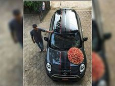 കുഞ്ഞുമകള്‍ക്ക് നിവിന്‍ പോളി സമ്മാനിച്ചത് ആഢംബര കാര്‍