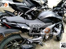 മാറ്റ് ബ്ലാക്കില്‍ ഒരുങ്ങിയ ബജാജ് ഡോമിനാര്‍ 400 — ആദ്യ ചിത്രങ്ങള്‍ പുറത്ത്