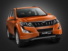 XUV500 ന്റെ പെട്രോള്‍ പതിപ്പുമായി മഹീന്ദ്ര; വില 15.49 ലക്ഷം രൂപ