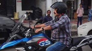 ബിഎംഡബ്ല്യു ബൈക്കില്‍ കറങ്ങിയടിച്ച് മമ്മൂട്ടി — വീഡിയോ വൈറല്‍!