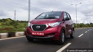 ആറു ലക്ഷത്തിന്റെ ജനപ്രിയ എഎംടി കാറുകള്‍