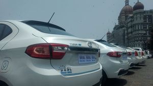 സംസ്ഥാനങ്ങള്‍ക്ക് വൈദ്യുത വാഹനങ്ങള്‍ വിതരണം ചെയ്യാന്‍ ഒരുങ്ങി കേന്ദ്രം