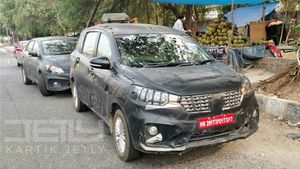 ക്യാമറയ്ക്ക് മുമ്പില്‍ കുടുങ്ങി പുതിയ മാരുതി എര്‍ട്ടിഗ ഓട്ടോമാറ്റിക്, കൂടുതല്‍ വിവരങ്ങള്‍ പുറത്ത്