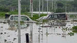 വെള്ളം കയറിയ കാറില്‍ ഇന്‍ഷുറന്‍സ് ക്ലെയിം ചെയ്യുമ്പോള്‍