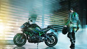 സൂപ്പർചാർജ്ഡ്  നേക്കഡ് റോഡ്സ്റ്റർ Z H2 അവതരിപ്പിച്ച് കവസാക്കി 