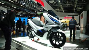 PCX ഇലക്ട്രിക്ക് സ്‌കൂട്ടറിനെ ഡീലേർസ് മീറ്റില്‍ പ്രദര്‍ശിപ്പിച്ച് ഹോണ്ട