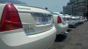 ഇലക്ട്രിക് വാഹനങ്ങൾക്ക് പച്ചക്കൊടി; ഇവി സബ്സിഡികൾ പ്രഖ്യാപിച്ച് ഡൽഹി സർക്കാർ