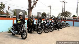 അരുണാചലിന്റെ റോഡുകൾ ഇളക്കി മറിച്ച് ഹൈനെസ് CB 350; 2021 ഹാണ്ട സൺചേസേർസ് റാലി ആദ്യ ദിന വീഡിയോ