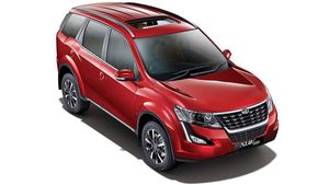 ഡ്യുവല്‍ ടോണ്‍ അലോയ് വീലുകളില്‍ തിളങ്ങി XUV700; പരീക്ഷണ ചിത്രങ്ങള്‍ പുറത്ത്