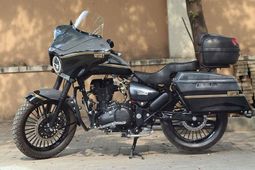 ഹാർലി CVO പ്രീമിയം ക്രൂയിസറായി രൂപമെടുത്ത് റോയൽ എൻഫീൽഡ് 'ഒഡീസി'