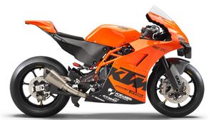 ആളുകൾ ഇരച്ചെത്തി; കെടിഎം RC 8C സ്പോർട്‌സ് ബൈക്ക് വിറ്റഴിഞ്ഞത് മിനിറ്റുകൾക്കുള്ളിൽ