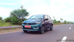 ഇന്ത്യയിലെ നിലവിലെ ഏറ്റവും താങ്ങാനാവുന്ന ഇലക്ട്രിക് കാർ; ടാറ്റ ടിഗോർ ഇവി ഫസ്റ്റ് ഡ്രൈവ് റിവ്യൂ