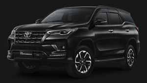 Endeavor പിന്മാറിയതോടെ കളംമാറ്റി Toyota; Legender-ന് 4x4 വേരിയന്റ് ഒരുങ്ങുന്നു, അവതരണം ഉടന്‍