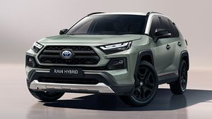 RAV4 എസ്‌യുവിയെ കാത്ത് ഇന്ത്യന്‍ വിപണി; അഡ്വഞ്ചര്‍ പതിപ്പിനെയും അവതരിപ്പിച്ച് Toyota