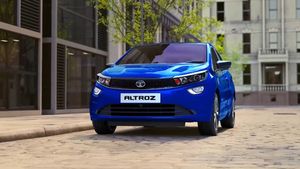 ഏതാണ് ലാഭകരം? Tata Altroz DCA vs Hyundai i20 DCT vs Maruti Baleno AMT വിലകൾ ഇങ്ങനെ