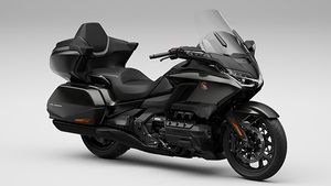 എയർബാഗും ഡിസിടി ഗിയർബോക്‌സുമായി 2022 മോഡൽ Honda Gold Wing Tour ഇന്ത്യയിൽ