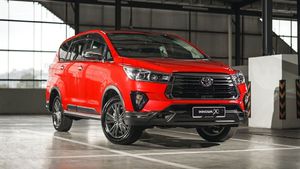 തലമുറ മാറ്റത്തിനൊരുങ്ങി പ്രിയങ്കരനായ Toyota Innova Crysta, കൂട്ടിന് ഹൈബ്രിഡ് എഞ്ചിനും ഫ്രണ്ട് വീൽ ഡ്രൈവും