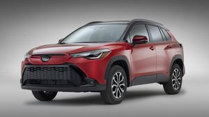 ഹൈബ്രിഡ് AWD ടെക്കുമായി പുതിയ 2023 മോഡൽ Toyota Corolla Cross വിപണിയിൽ