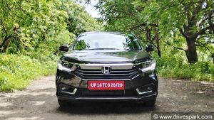  Honda Amaze മികച്ച ഫാമിലി കാർ; കാരണങ്ങൾ ഇവയാണ്