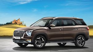 Alcazar-ന് പുതിയ ബേസ് വേരിയന്റുമായി Hyundai; വില 15.89 ലക്ഷം രൂപ