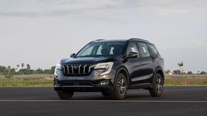 കടല്‍ കടക്കാനൊരുങ്ങി Mahindra XUV700; ഇന്ത്യയിലെ കാത്തിരിപ്പ് കാലയളവും വര്‍ധിച്ചു