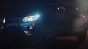 ബ്ലൂ കളറില്‍ തിളങ്ങി XUV400 ഇലക്ട്രിക്; കൂടുതല്‍ വിവരങ്ങള്‍ വെളിപ്പെടുത്തി Mahindra