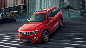 മകനേ മടങ്ങി വരൂ; Scorpio യും XUV 700 ഉം തിരിച്ചുവിളിക്കുന്നു