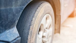 Bad Tyre മോശം ടയറുള്ള കാറുകള്‍ക്ക് എക്പ്രസ്‌വേയില്‍ നിരോധനം! തെറ്റിച്ചാല്‍ പിഴ 20,000 രൂപ