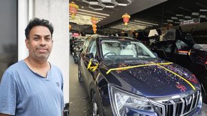 ആഡംബര കാർ വിറ്റു, പകരം സെലിബ്രിറ്റി യൂട്യൂബർ വാങ്ങിയത് മഹീന്ദ്രയുടെ ഈ 7 സീറ്റർ എസ്‌യുവി; കാരണം കേട്ടോ...