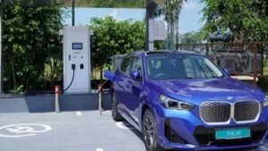 പണം പോയി പവര്‍ വരട്ടെ... BMW ഇവി വാങ്ങിക്കൂട്ടി ഇന്ത്യക്കാര്‍, ഈ നേട്ടത്തിലെത്തുന്ന ആദ്യ ലക്ഷ്വറി ബ്രാന്‍ഡ്