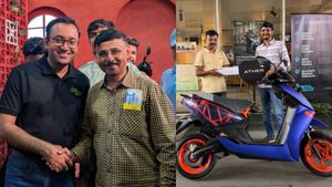സ്വന്തമാക്കിയത് 11 ഏഥർ സ്കൂട്ടർ; കമ്പനി പോലും വിറച്ച് പോയി ഉടമയ്ക്ക് മുന്നിൽ