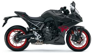 സുസുക്കിയുടെ ചിമിട്ടൻ സൂപ്പർബൈക്ക്, GSX-8R ഇവോ അവതരിപ്പിച്ച് ജാപ്പനീസ് കമ്പനി! ഇന്ത്യൻസ് പ്ലീസ് വെയ്റ്റ് 