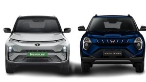 മഹീന്ദ്ര XUV 3XO ഇവി  vs ടാറ്റ നെക്‌സോൺ ഇവി; ഇന്ത്യ കാത്തിരുന്ന പോരാട്ടത്തിൽ ആര് ജയിക്കും? മാറ്റുരച്ച് നോക്കാം