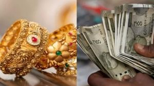 Why Gold Loan Demand is Soaring: Rising Prices, Easy Credit & Safe Collateral Explained  | സ്വർണവില 1 ലക്ഷം കടന്നു, കോളടിച്ചത് വായ്പ എടുത്തവർക്ക്, ഇത്തിരി പൊന്നിൽ ഒത്തിരി പണം കിട്ടും