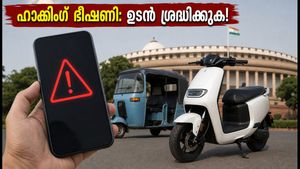 ഇലക്ട്രിക് സ്കൂട്ടർ ഉടമകൾ ശ്രദ്ധിക്കുക: ബ്ലൂടൂത്ത് വഴി ഹാക്കിംഗ് ഭീഷണി, സുരക്ഷാ മുന്നറിയിപ്പുമായി സർക്കാർ
