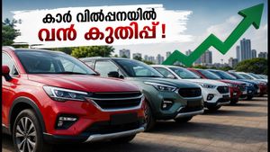 ആഗസ്റ്റ് കാർ വിൽപ്പന: ഹ്യുണ്ടായിയും മഹീന്ദ്രയും കുതിക്കുന്നു; എസ്‌യുവികൾക്ക് വൻ ഡിമാൻഡ്!