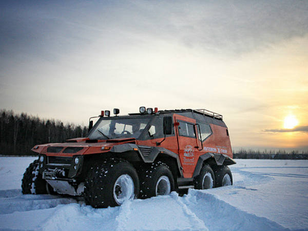 ഏവ്‍റ്ററോസ് ഷമാന്‍ എസ്‍യുവി