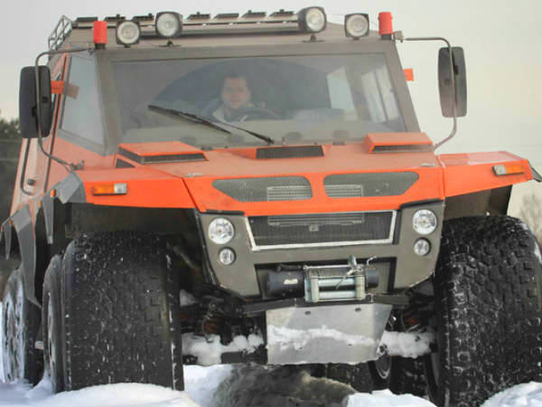 ഏവ്‍റ്ററോസ് ഷമാന്‍ എസ്‍യുവി