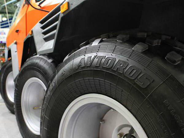 ഏവ്‍റ്ററോസ് ഷമാന്‍ എസ്‍യുവി