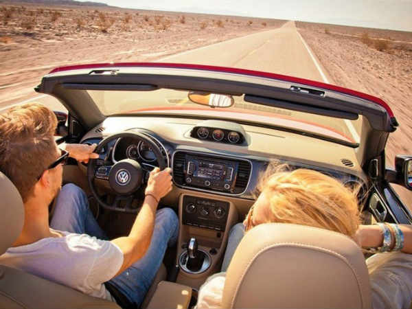 ഫോക്സ്‍വാഗണ്‍ ബീറ്റില്‍ കണ്‍വെര്‍ടിബ്ള്‍